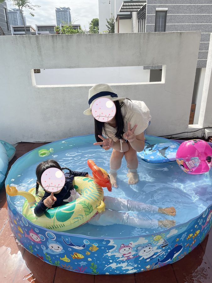In a float, the two sisters together.
