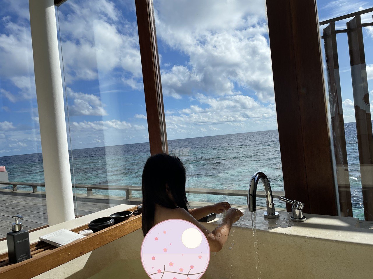 水上ヴィラ