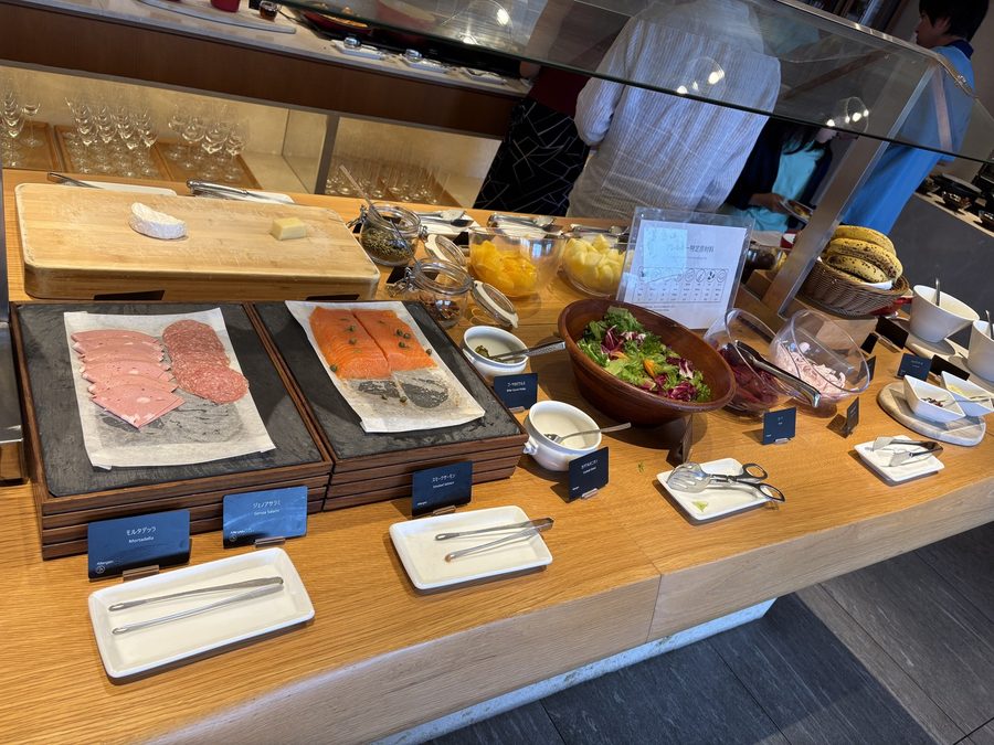 朝食ビュッフェ。和洋どちらも揃っています