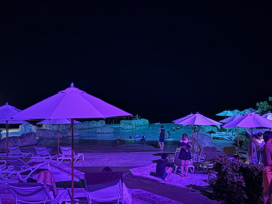 Even the parasols are lit