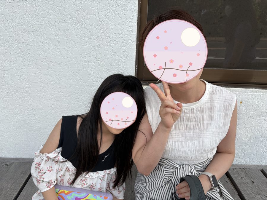 移動の合間に一枚。子どもたちは思ったより元気でした