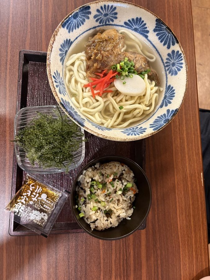 ソーキそば。最終日にもう一度沖縄そばを食べられました